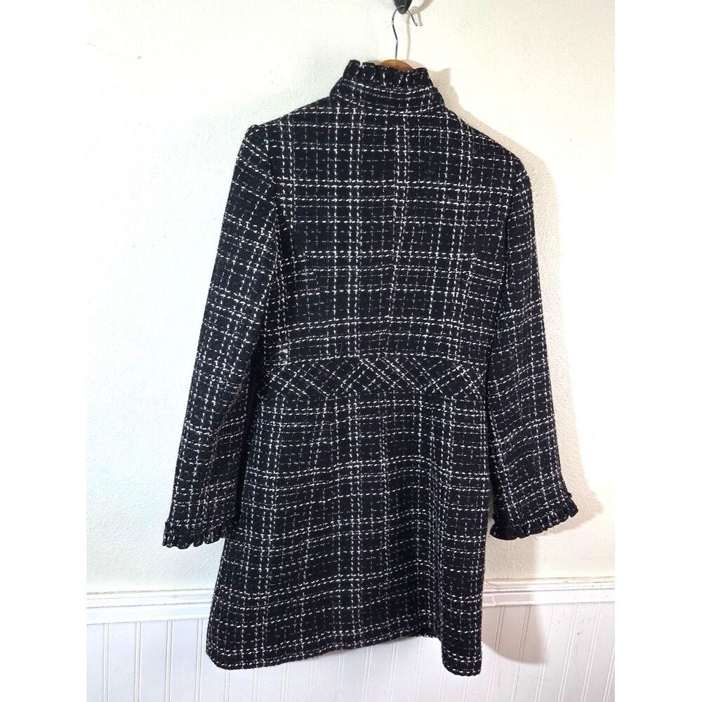 White House Black Market Tweed Long Coat Womens 6 Black White Clasp Front - Picture 4 of 16